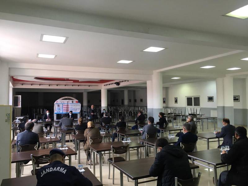 Kale ilçe kaymakamı ve kurum müdürlerine Leader Tedbiri hakkında bilgi verilmesi