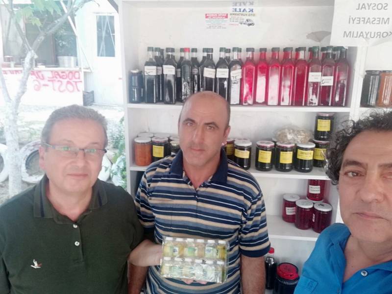 Muğla-Kale- Antalya – Denizli Turizm Yolu (D-330) üzerinde Kale Merkeze yakın yol üzeri restoranlar, kafeteryalar, Kale Büberi, salça, baharat, sebze meyve satıcıların envanterlerinin çıkarılması sorunlarının, isteklerinin tespiti