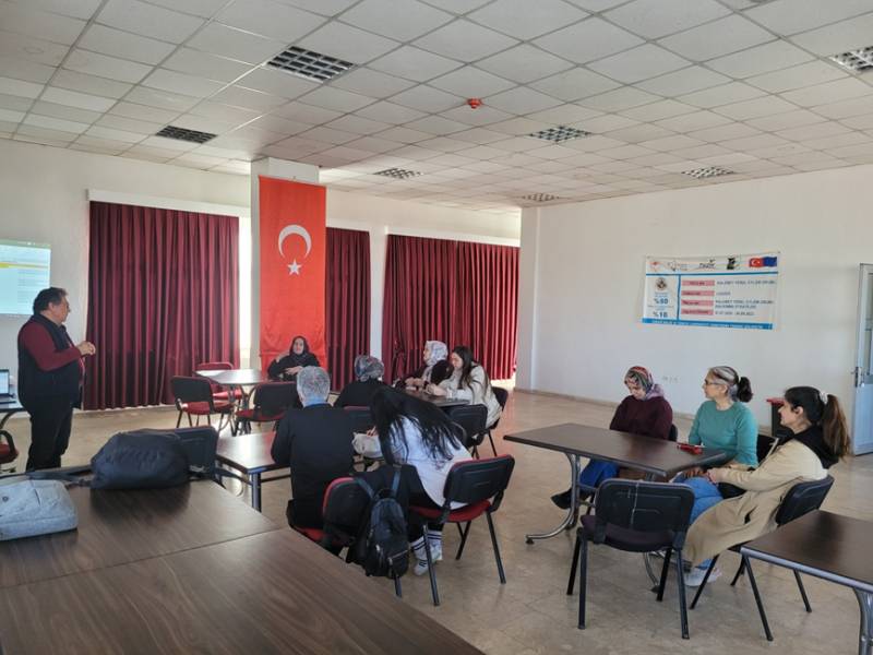 Faaliyet 4.1.a.Yeg üyelerinin ve çalışanların IPARD ve diğer AB projeleriyle ilgili konularda eğitmek, destekler, koşullar…(geniş çaplı eğitim)