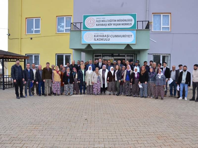 Denizli İl Tarım ve Orman Müdürlüğü Kekik Tarla Okulu Eğitimi ve katılım belgesi dağıtım töreni